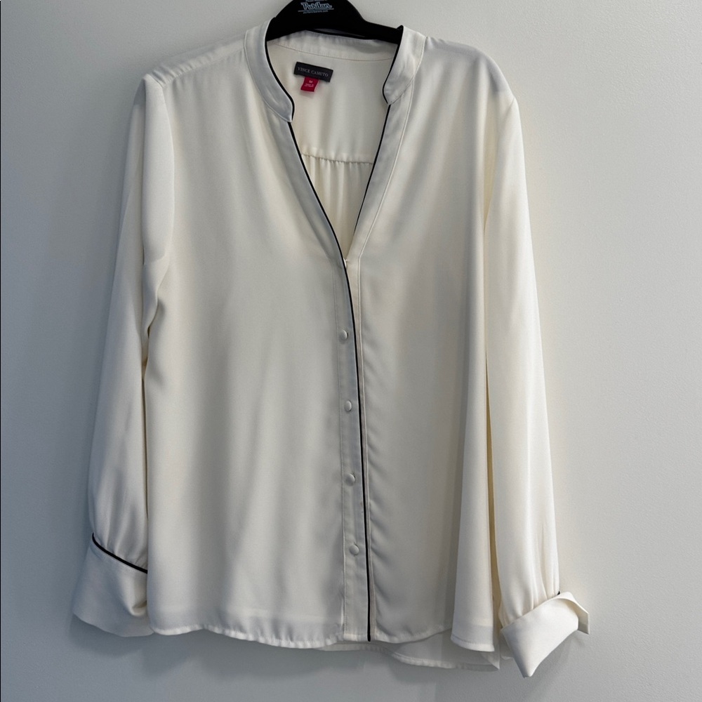 Vince Camuto cream blouse